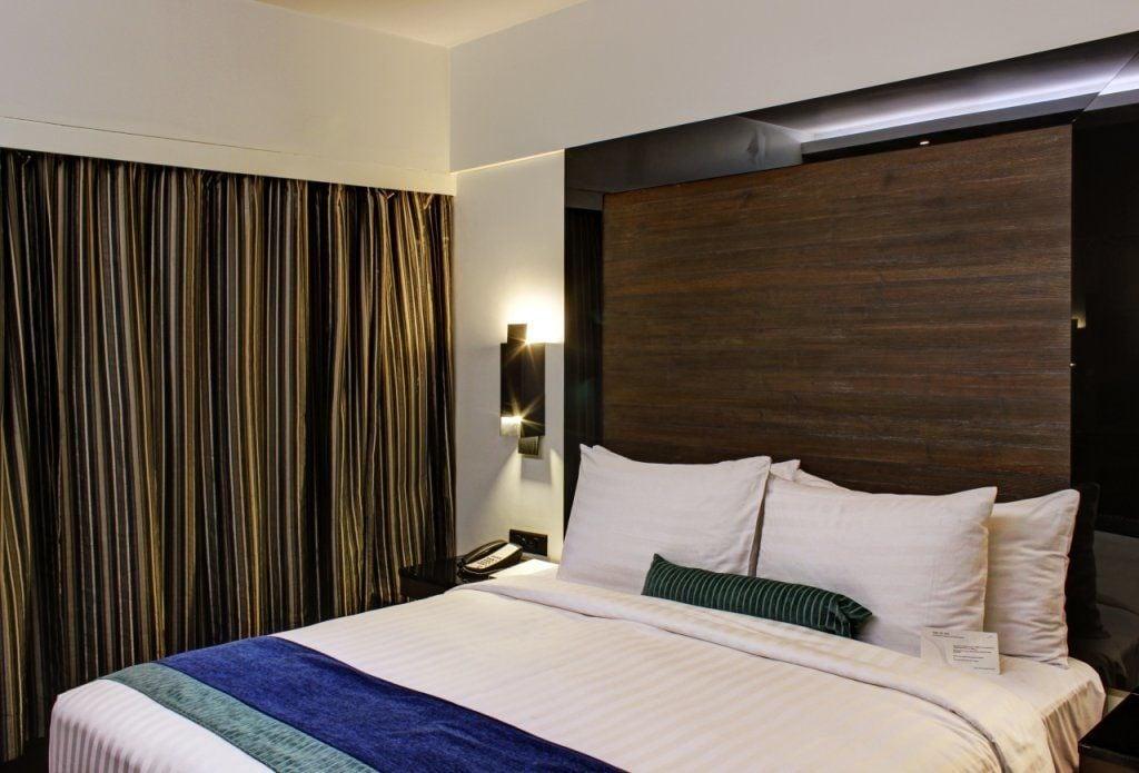 Svenska Design Hotel, Electronic City, Bangalore Kammasandra Esterno foto
